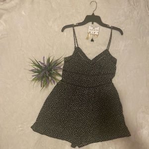 Aeropostale Black Romper Size Large